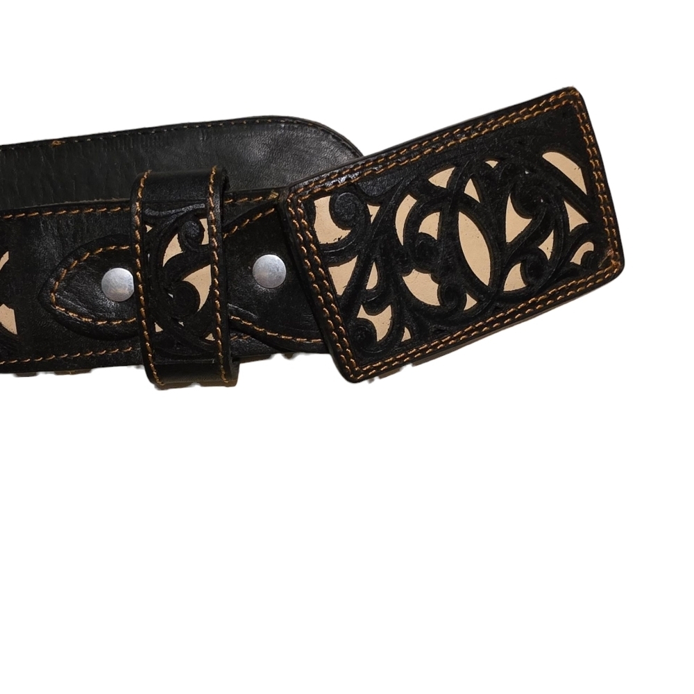 Black and Tan Leather with Laser-cut Floral pattern Men's Belt. Size XL (40)